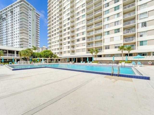 Small Image of 500 BAYVIEW DR #931, Sunny Isles Beach Number 49