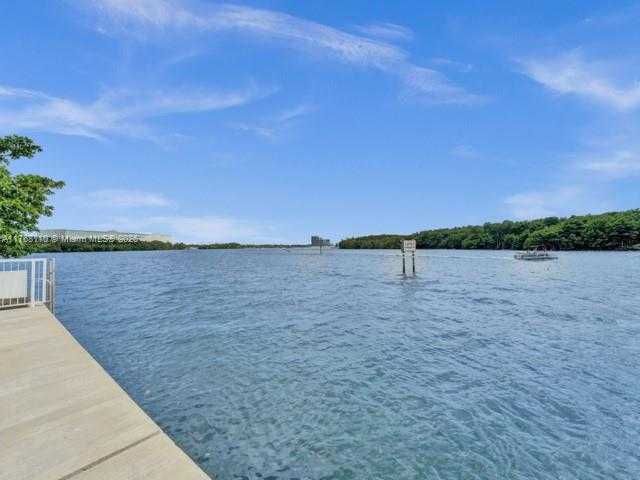Small Image of 500 BAYVIEW DR #931, Sunny Isles Beach Number 51