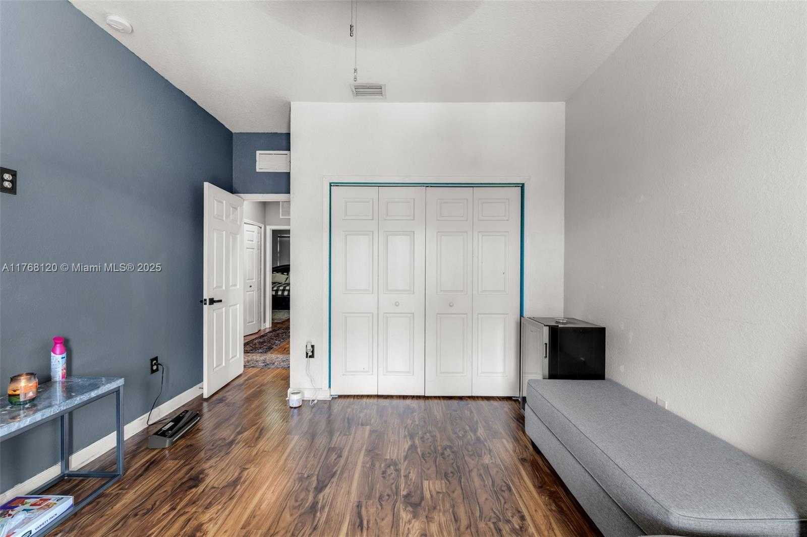 Small Image of 12965 SOUTH WEST 133RD TER, Miami Number 17