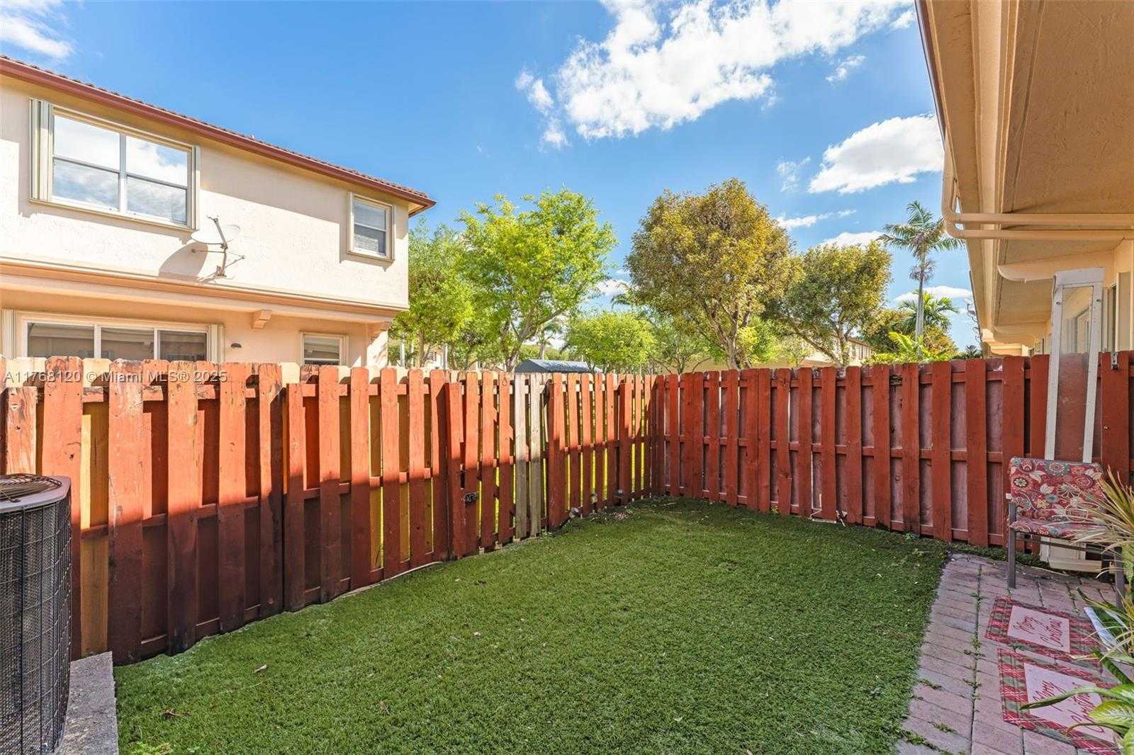 Small Image of 12965 SOUTH WEST 133RD TER, Miami Number 29