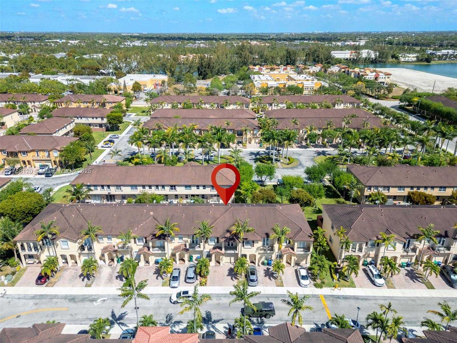 Small Image of 12965 SOUTH WEST 133RD TER, Miami Number 31