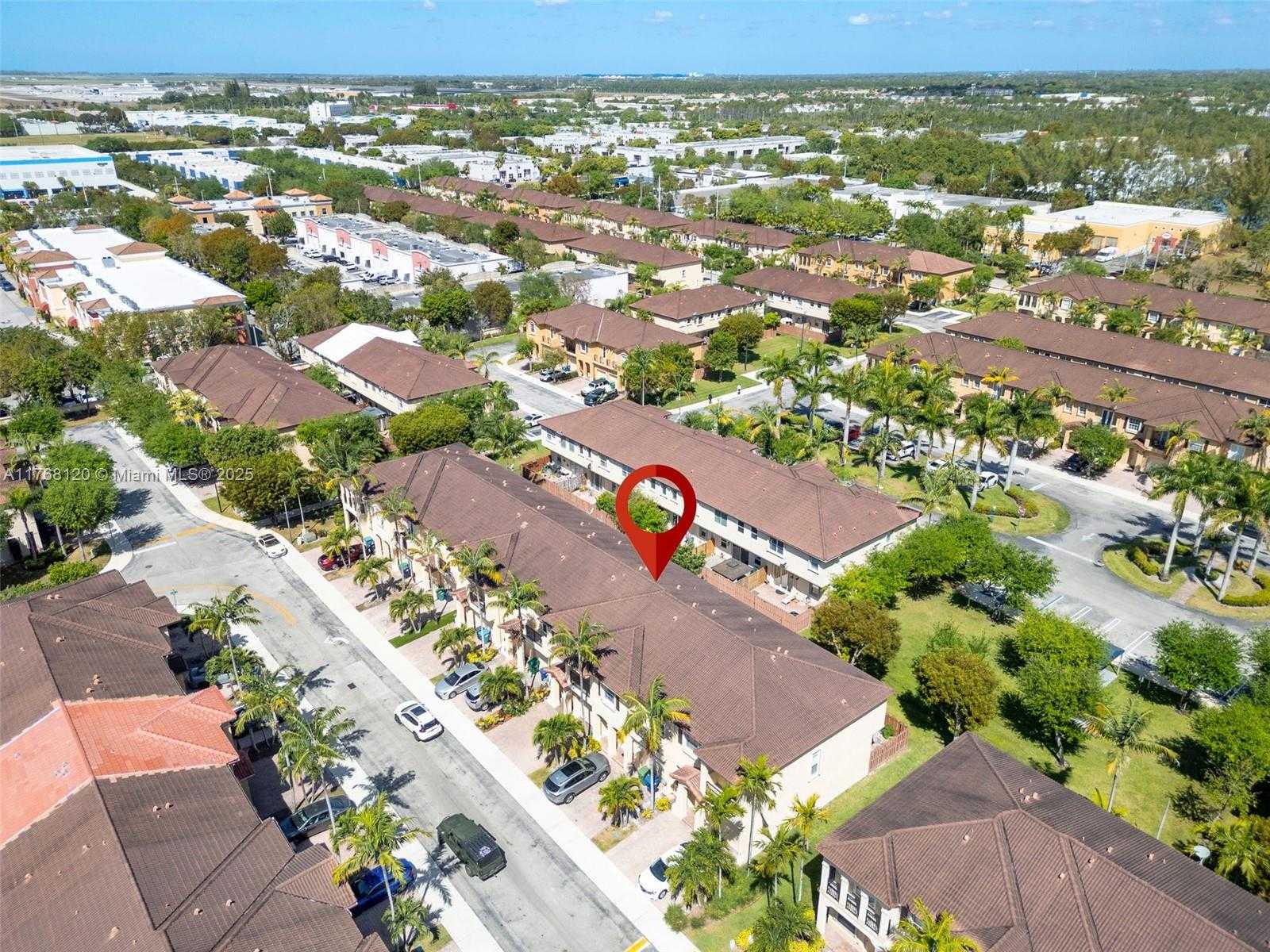 Small Image of 12965 SOUTH WEST 133RD TER, Miami Number 33