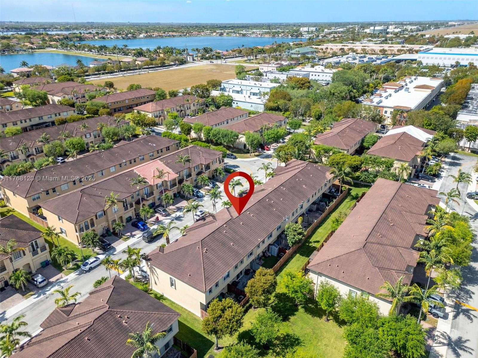 Small Image of 12965 SOUTH WEST 133RD TER, Miami Number 35