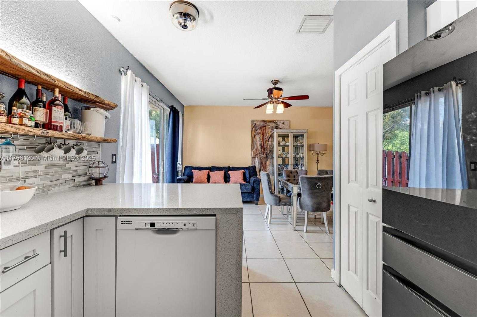 Small Image of 12965 SOUTH WEST 133RD TER, Miami Number 5