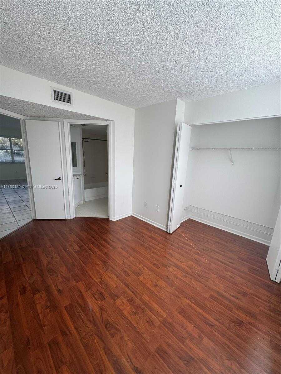 Small Image of 2011 SOUTH EAST 27TH DR #102-B, Homestead Number 11