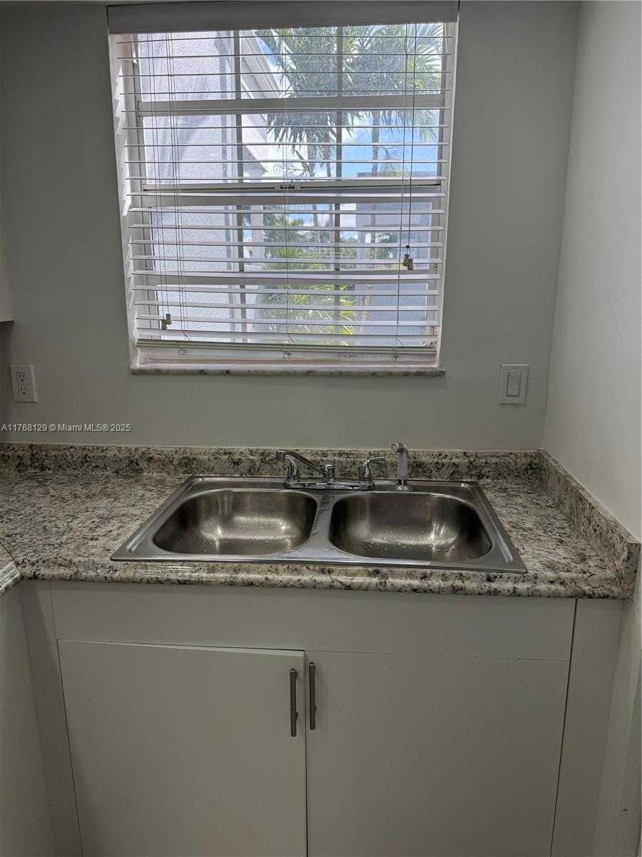 Small Image of 2011 SOUTH EAST 27TH DR #102-B, Homestead Number 18