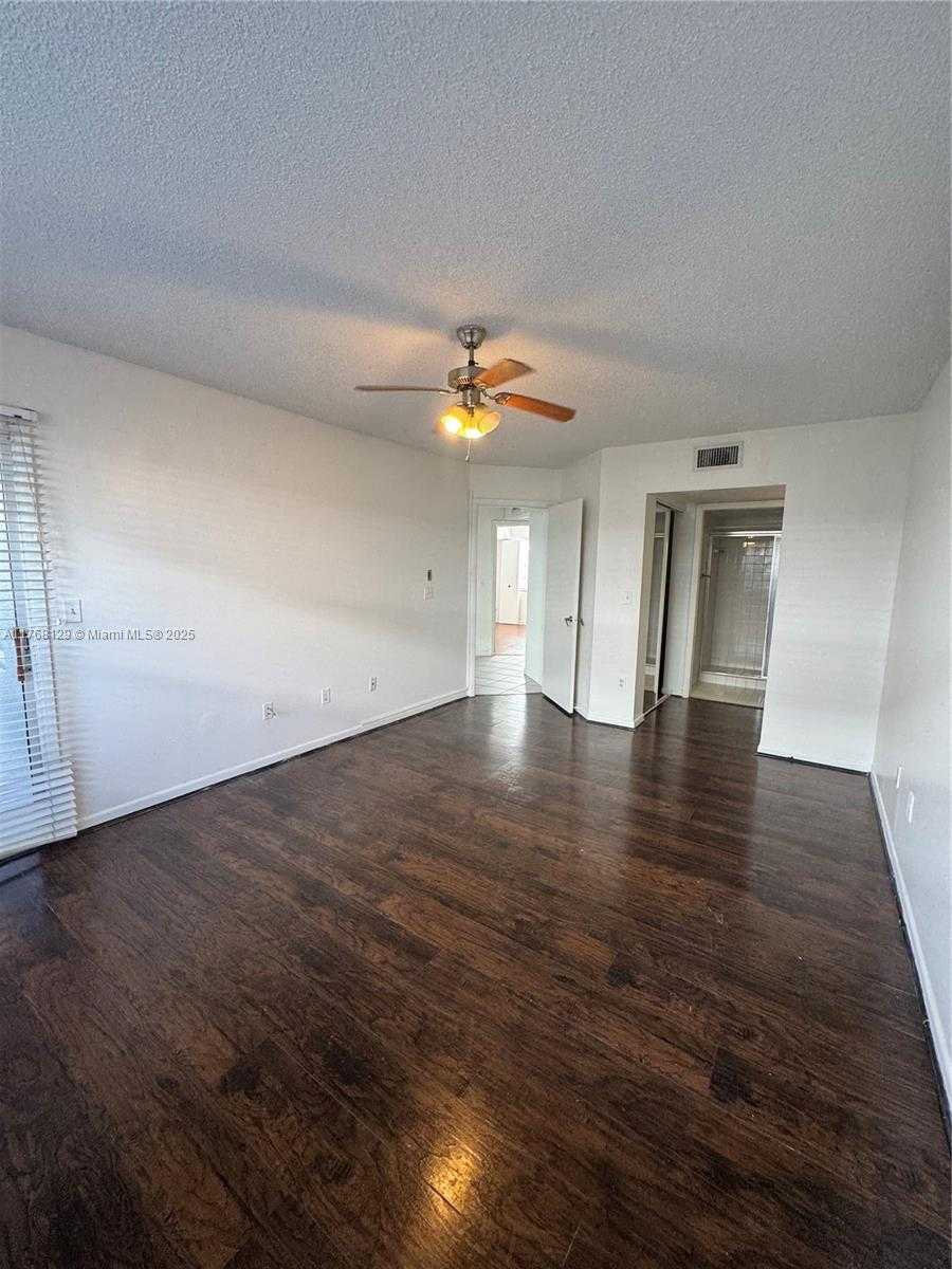 Small Image of 2011 SOUTH EAST 27TH DR #102-B, Homestead Number 36
