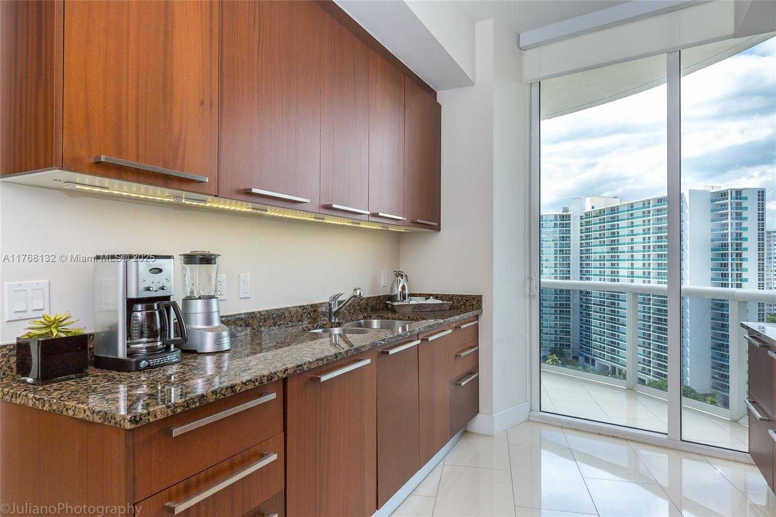 Small Image of 15811 COLLINS AVE #1105, Sunny Isles Beach Number 16