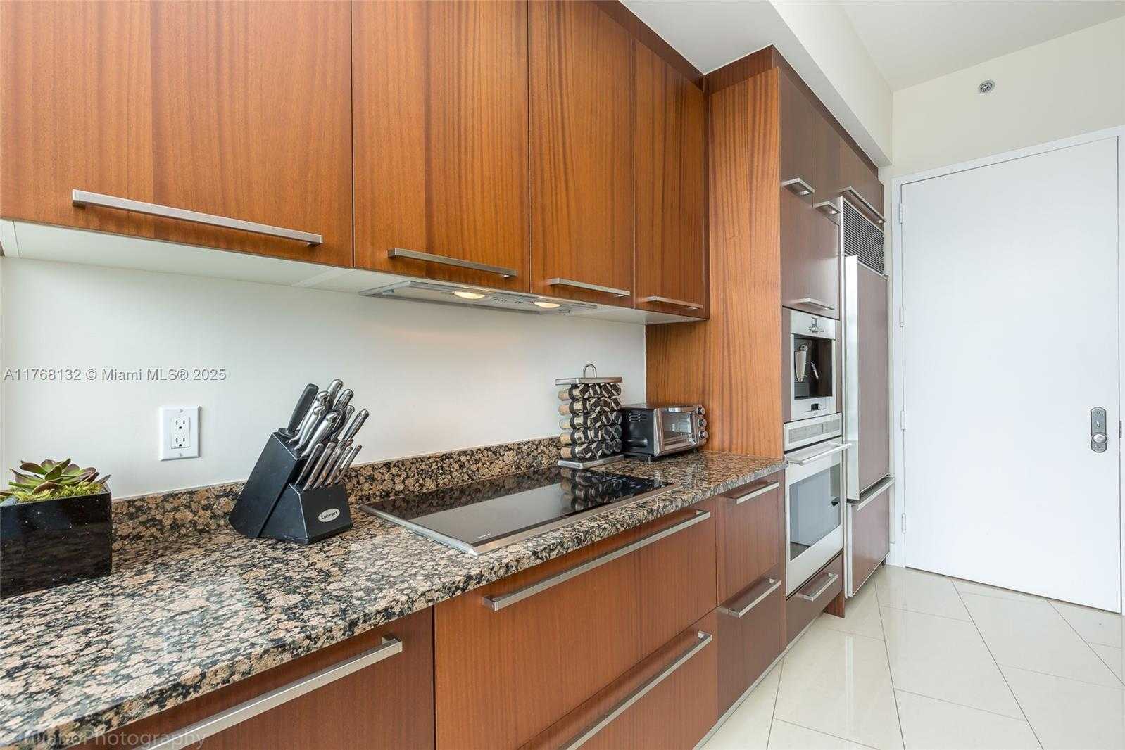 Small Image of 15811 COLLINS AVE #1105, Sunny Isles Beach Number 18