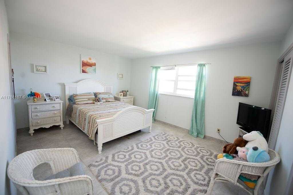 Small Image of 301 NORTH EAST 14TH AVE #607, Hallandale Beach Number 12