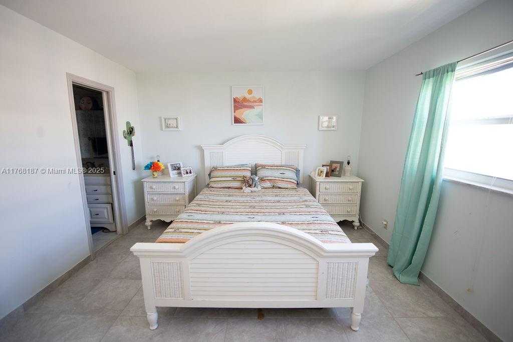 Small Image of 301 NORTH EAST 14TH AVE #607, Hallandale Beach Number 14