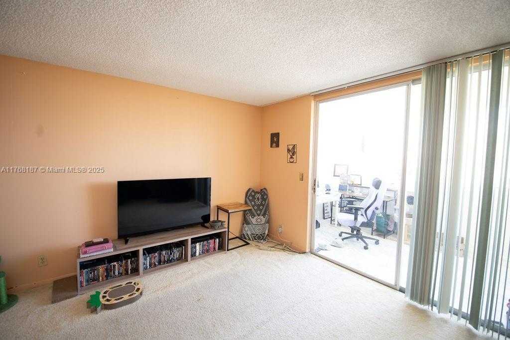 Small Image of 301 NORTH EAST 14TH AVE #607, Hallandale Beach Number 23