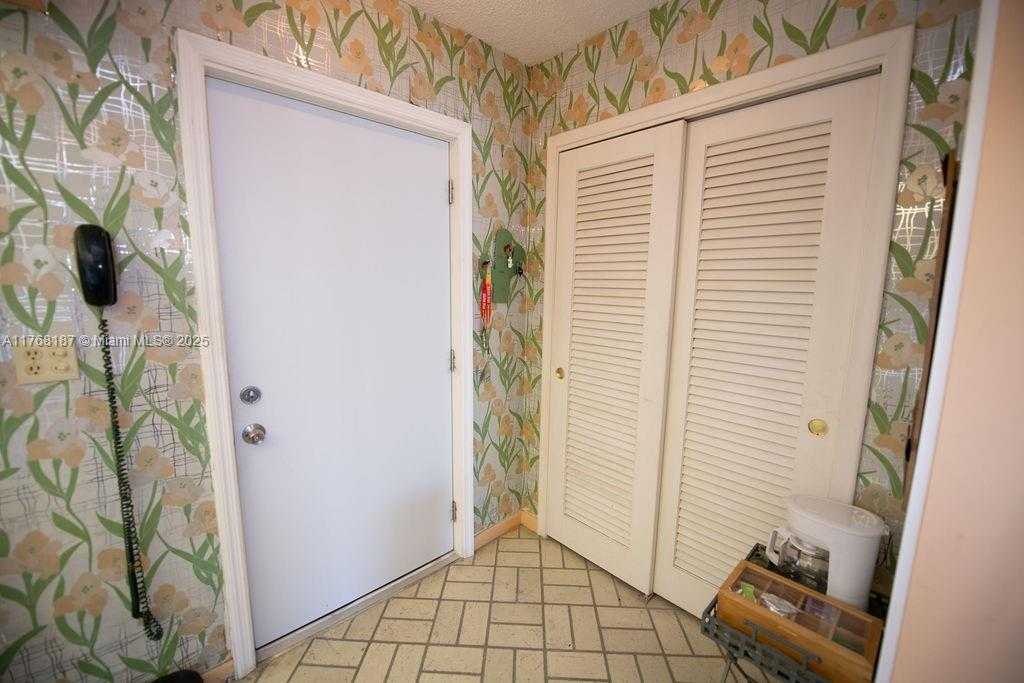 Small Image of 301 NORTH EAST 14TH AVE #607, Hallandale Beach Number 6