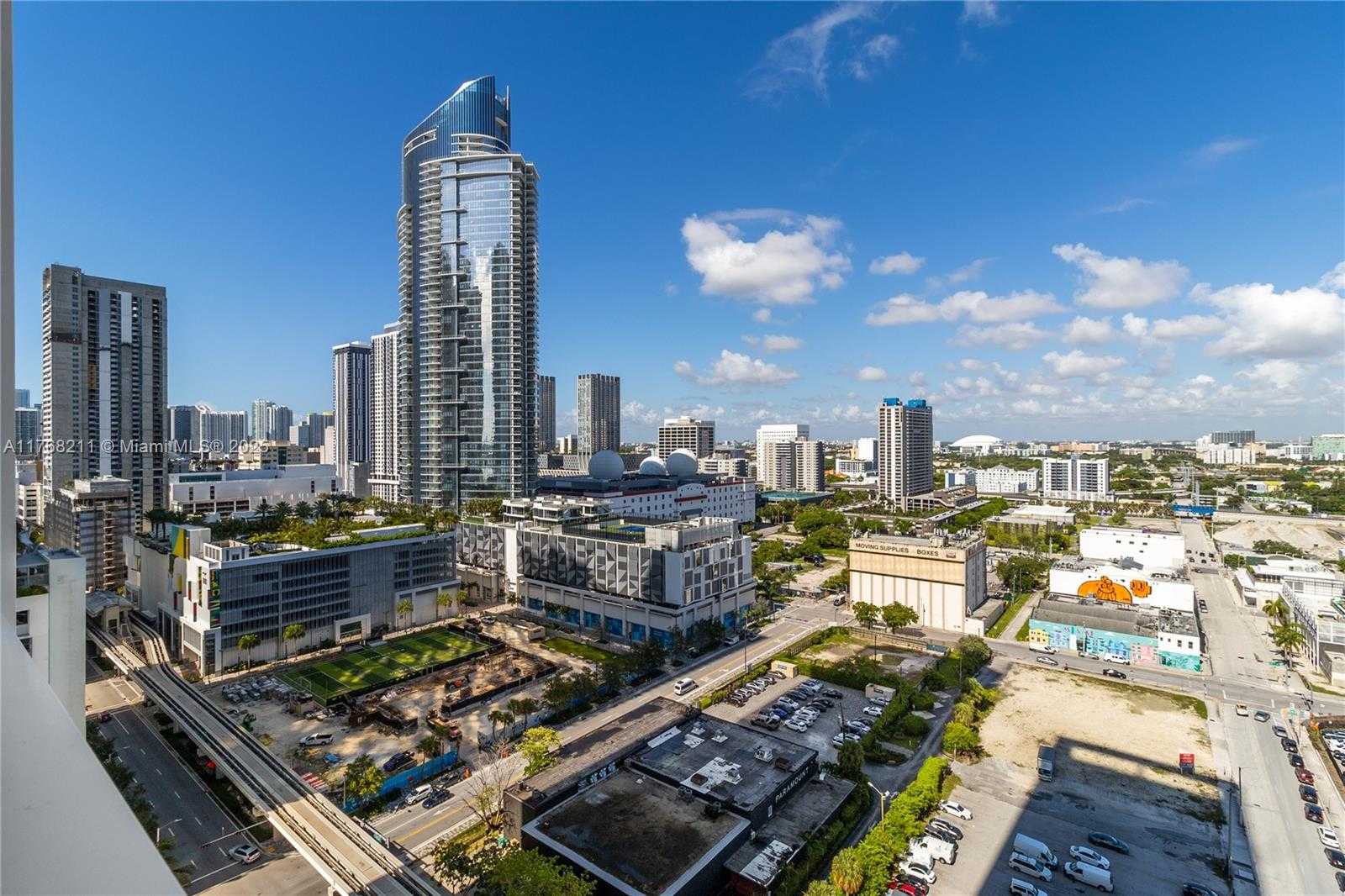 Small Image of 1040 BISCAYNE BLVD #1806, Miami Number 13