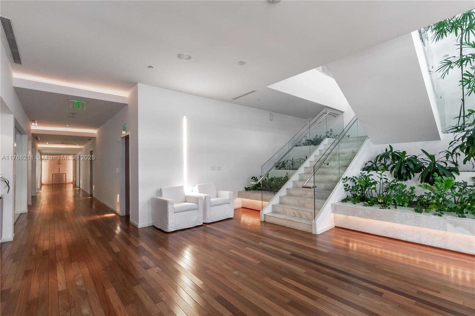 Small Image of 1040 BISCAYNE BLVD #1806, Miami Number 39