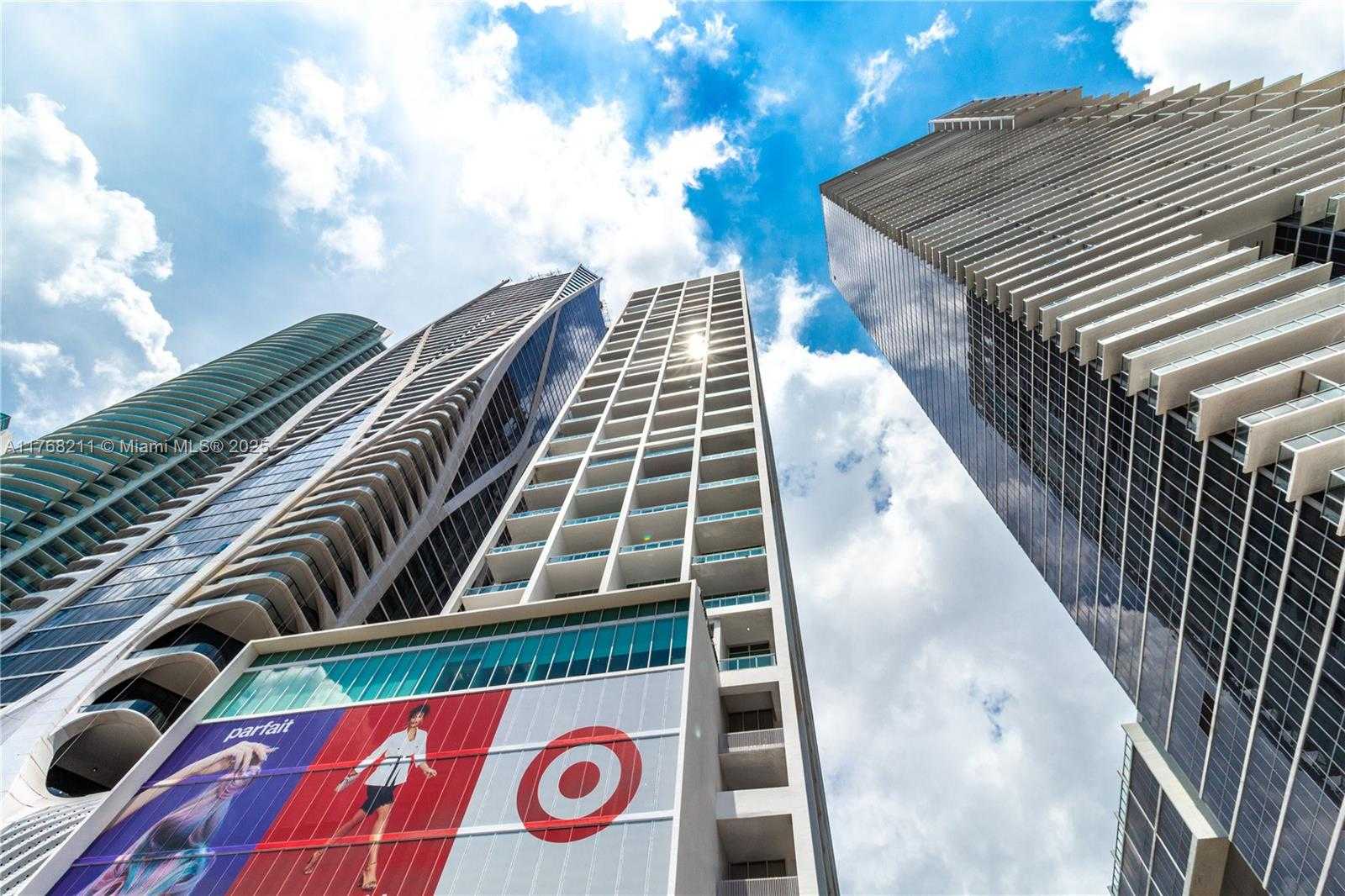 Small Image of 1040 BISCAYNE BLVD #1806, Miami Number 45