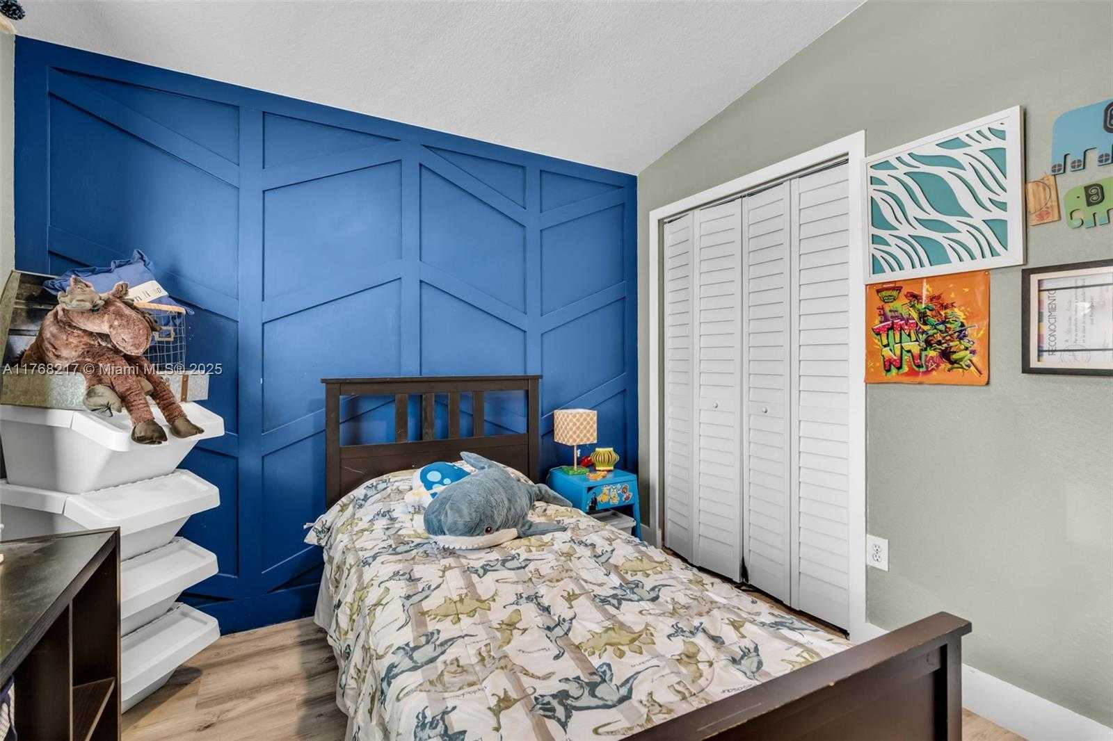 Small Image of 18811 SOUTH WEST 25TH CT, Miramar Number 17