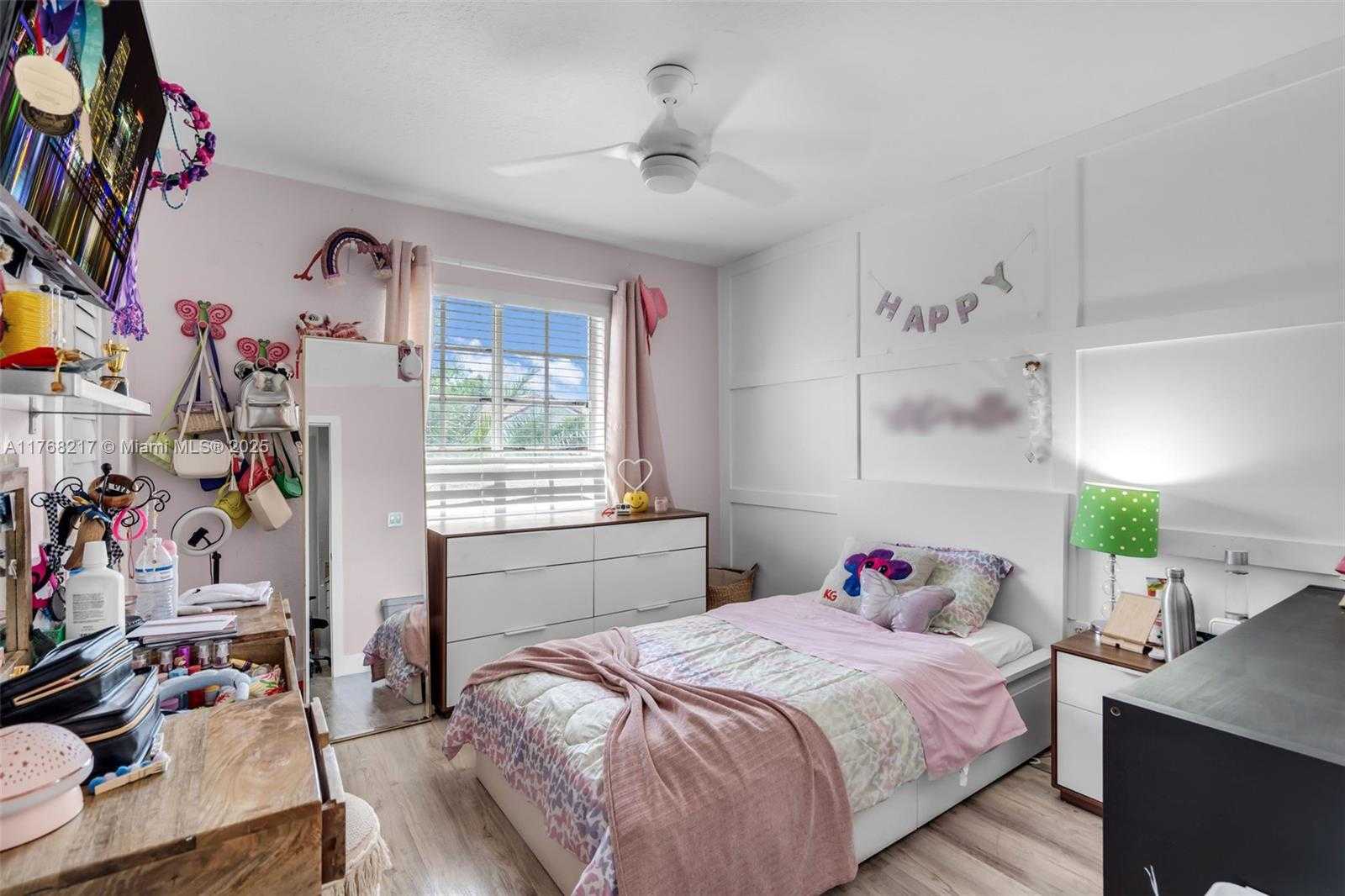 Small Image of 18811 SOUTH WEST 25TH CT, Miramar Number 21