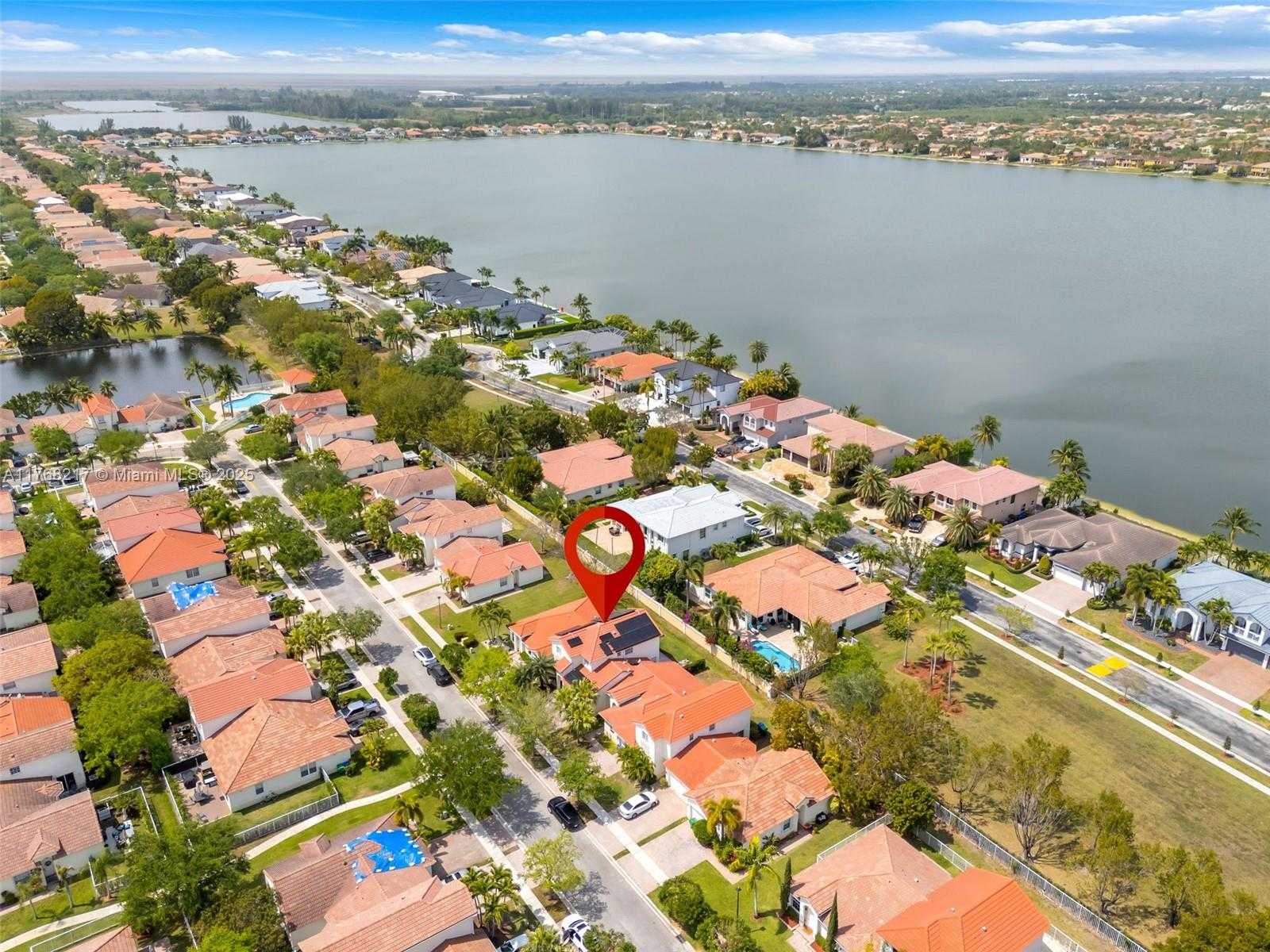Small Image of 18811 SOUTH WEST 25TH CT, Miramar Number 27