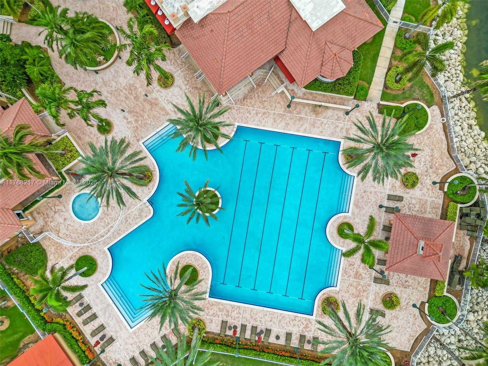 Small Image of 18811 SOUTH WEST 25TH CT, Miramar Number 37