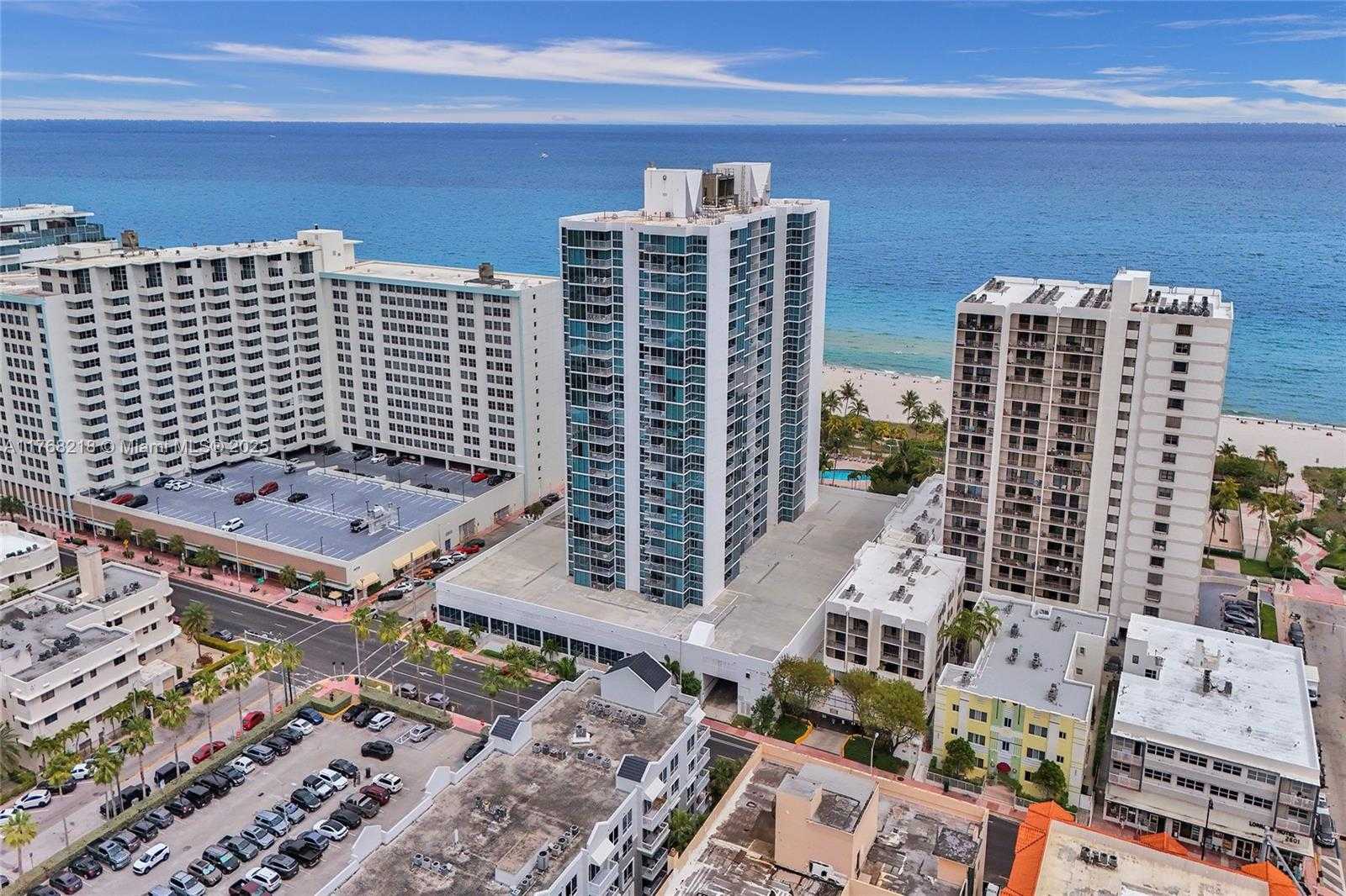 Small Image of 2655 COLLINS AVE #904, Miami Beach Number 30