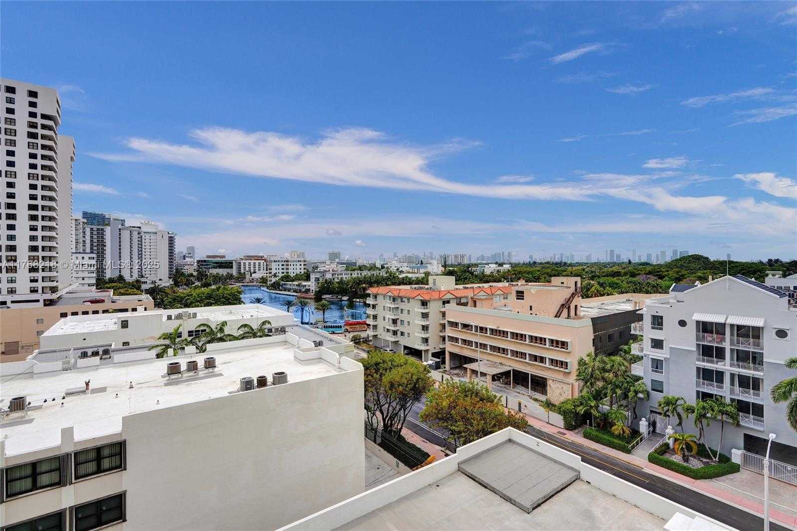 Small Image of 2655 COLLINS AVE #904, Miami Beach Number 39
