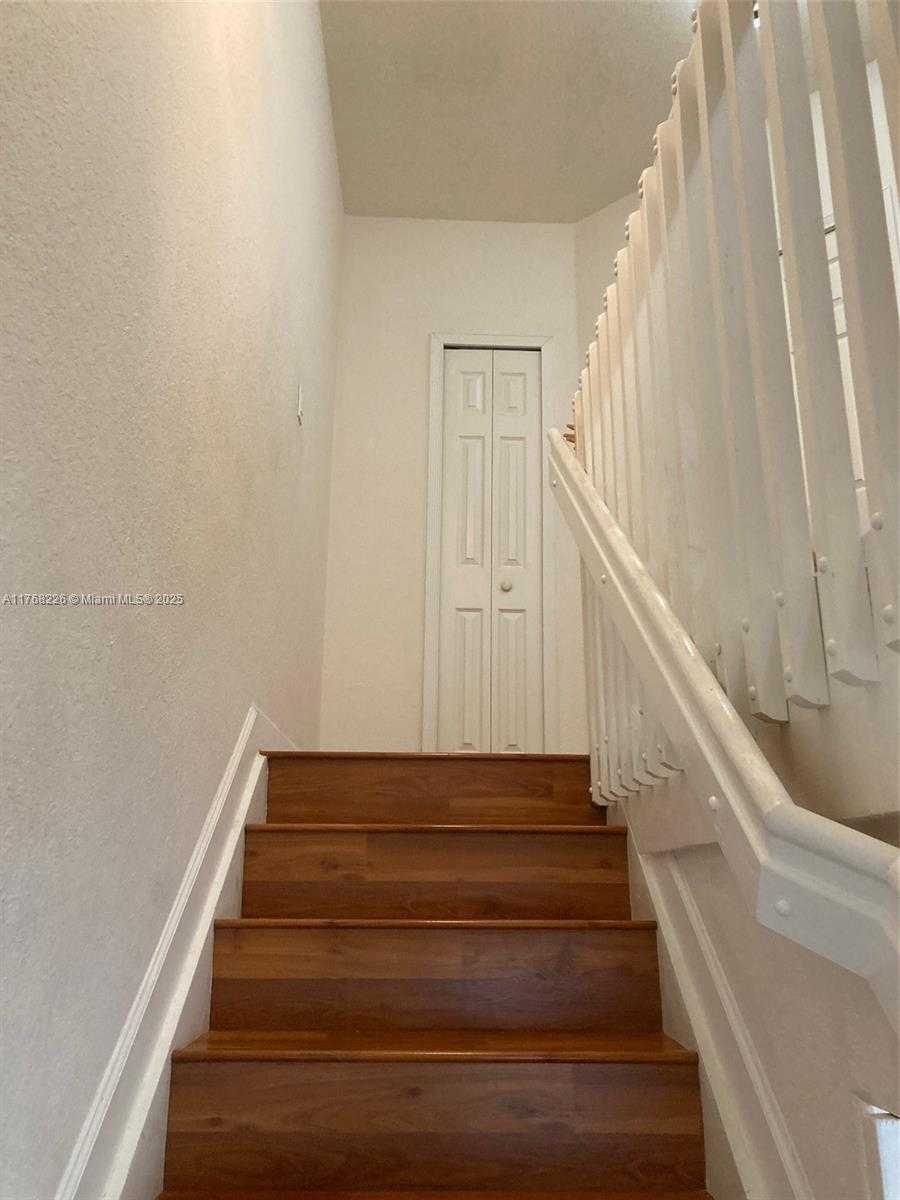 Small Image of 5450 NORTH WEST 107TH AVE #705, Doral Number 13