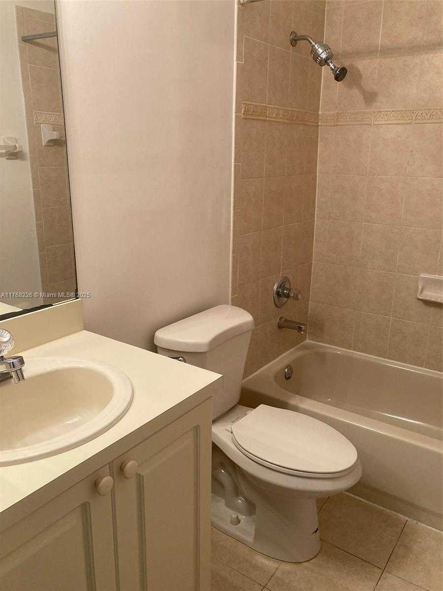 Small Image of 5450 NORTH WEST 107TH AVE #705, Doral Number 31