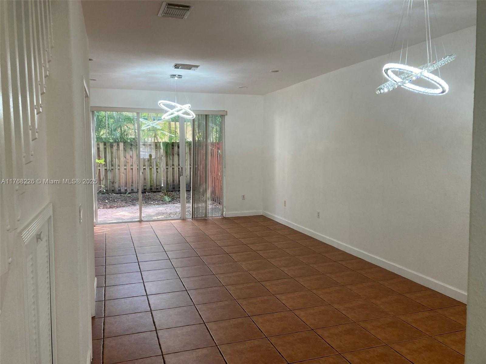 Small Image of 5450 NORTH WEST 107TH AVE #705, Doral Number 7