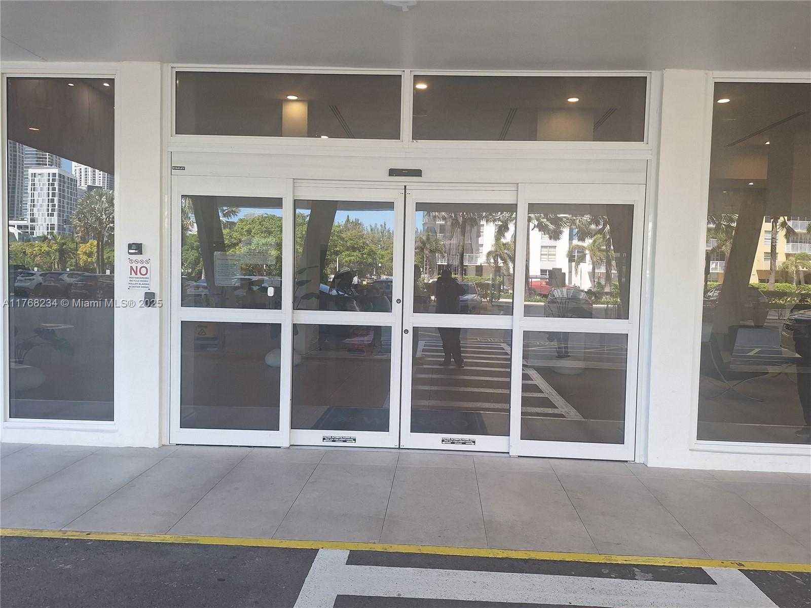Small Image of 230 174TH ST #417, Sunny Isles Beach Number 4