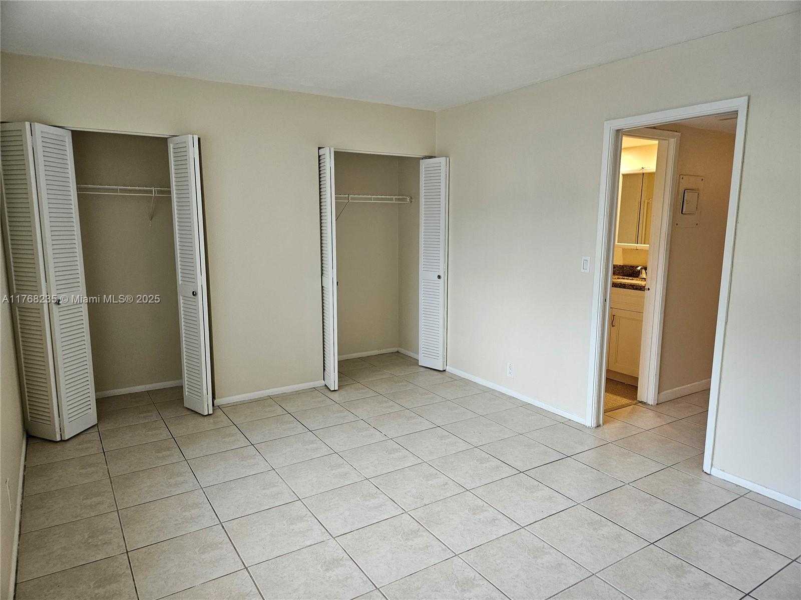 Small Image of 250 LAYNE BLVD #105, Hallandale Beach Number 11