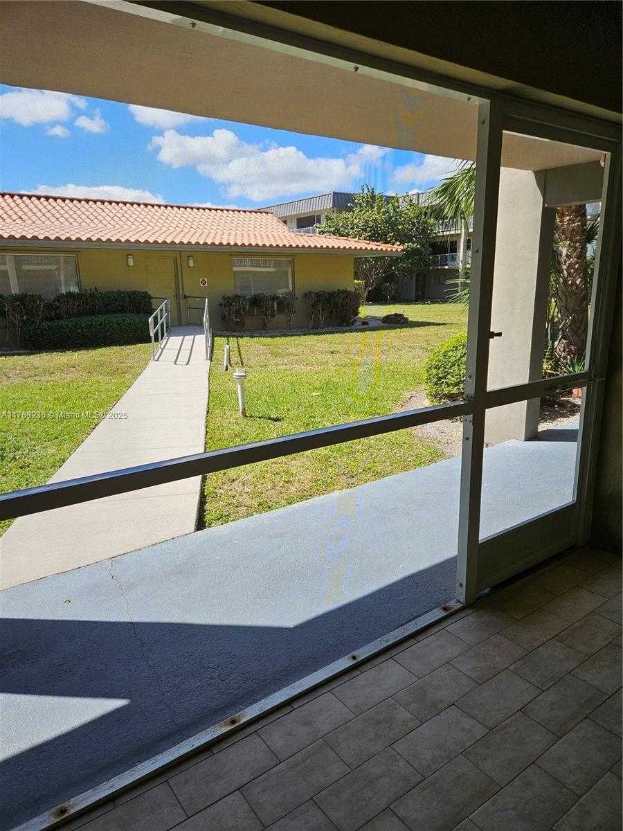 Small Image of 250 LAYNE BLVD #105, Hallandale Beach Number 30