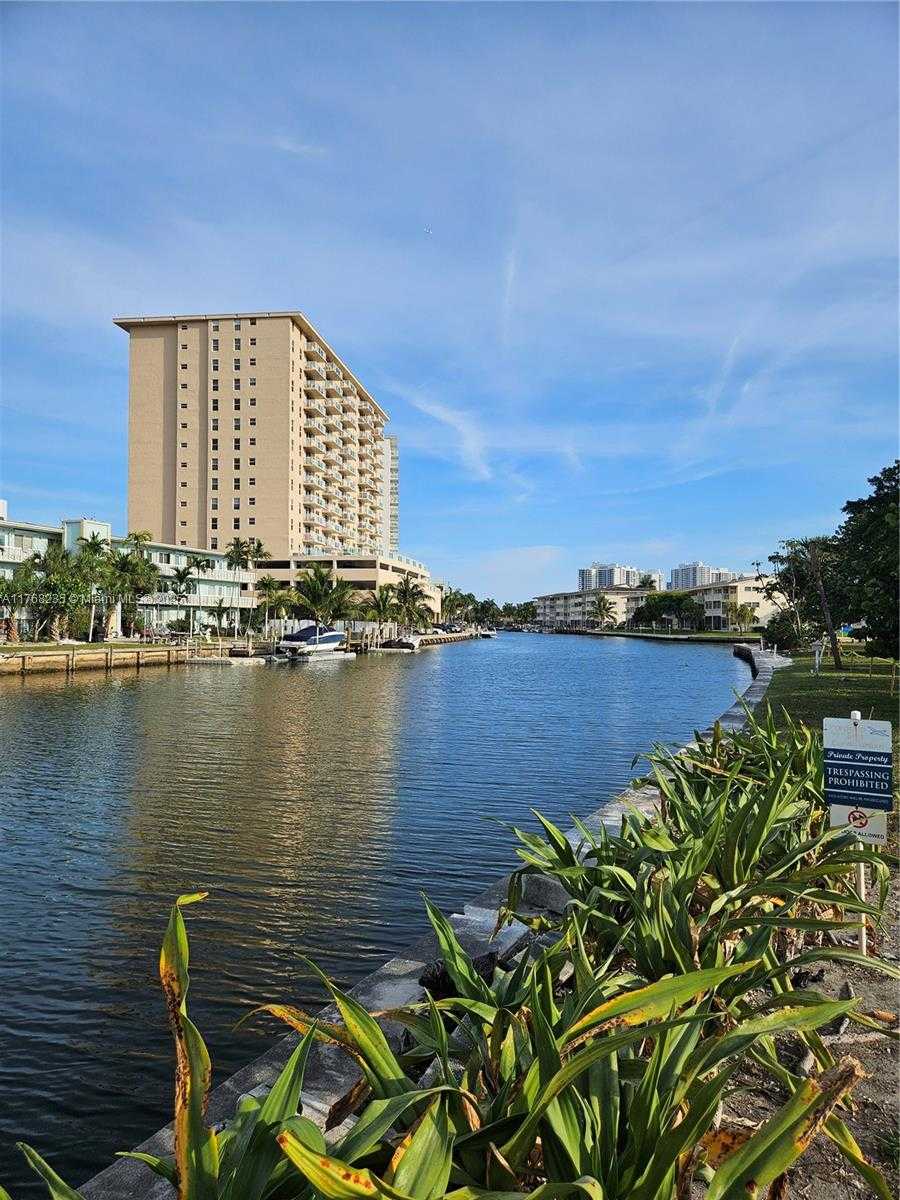 Small Image of 250 LAYNE BLVD #105, Hallandale Beach Number 37
