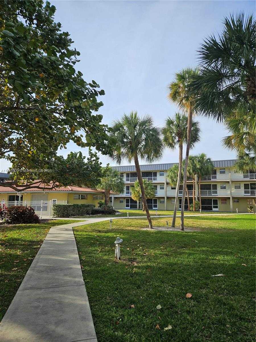 Small Image of 250 LAYNE BLVD #105, Hallandale Beach Number 38