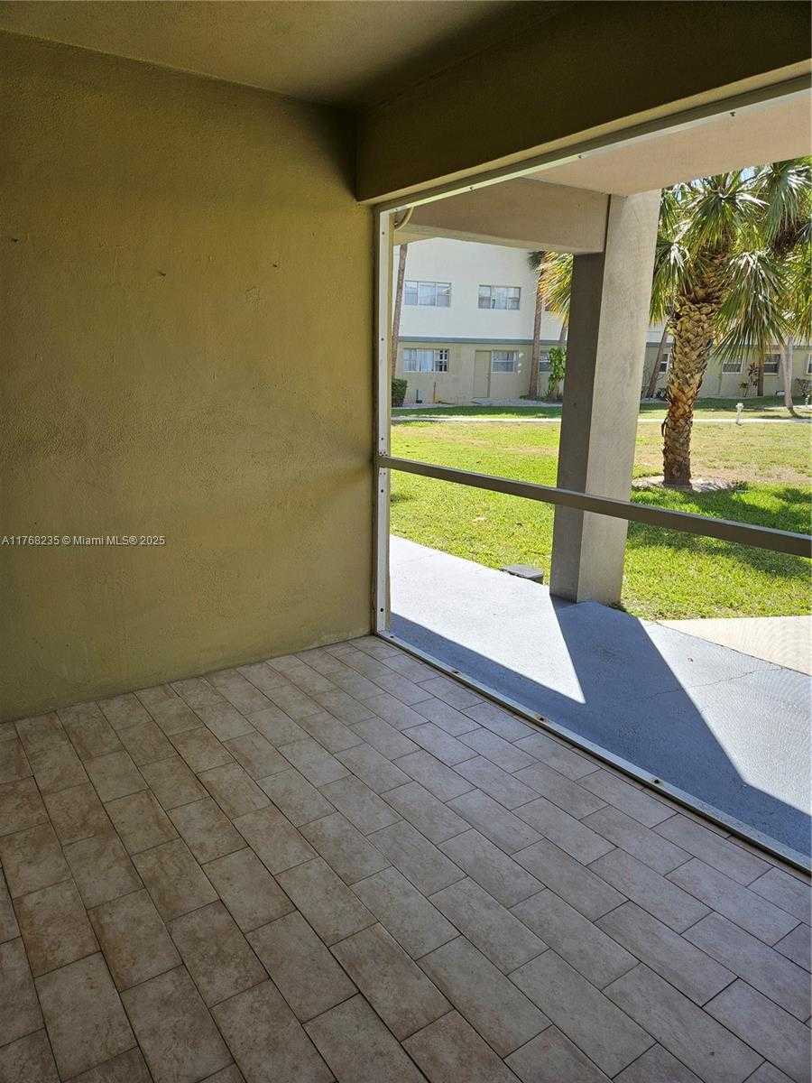 Small Image of 250 LAYNE BLVD #105, Hallandale Beach Number 6
