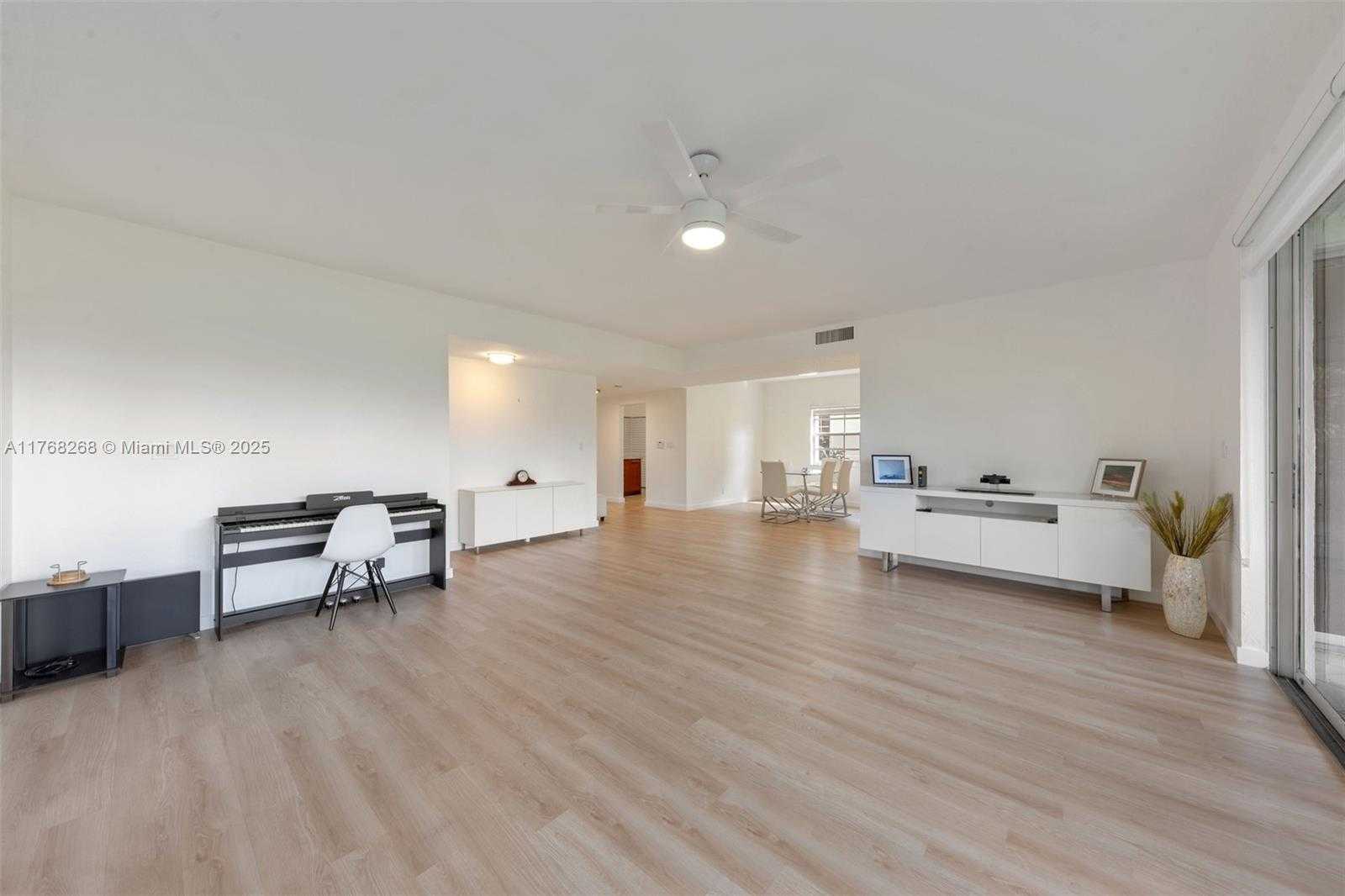Small Image of 7658 ELMRIDGE DR #17-U, Boca Raton Number 13