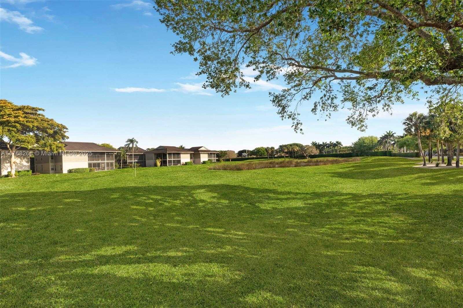 Small Image of 7658 ELMRIDGE DR #17-U, Boca Raton Number 39