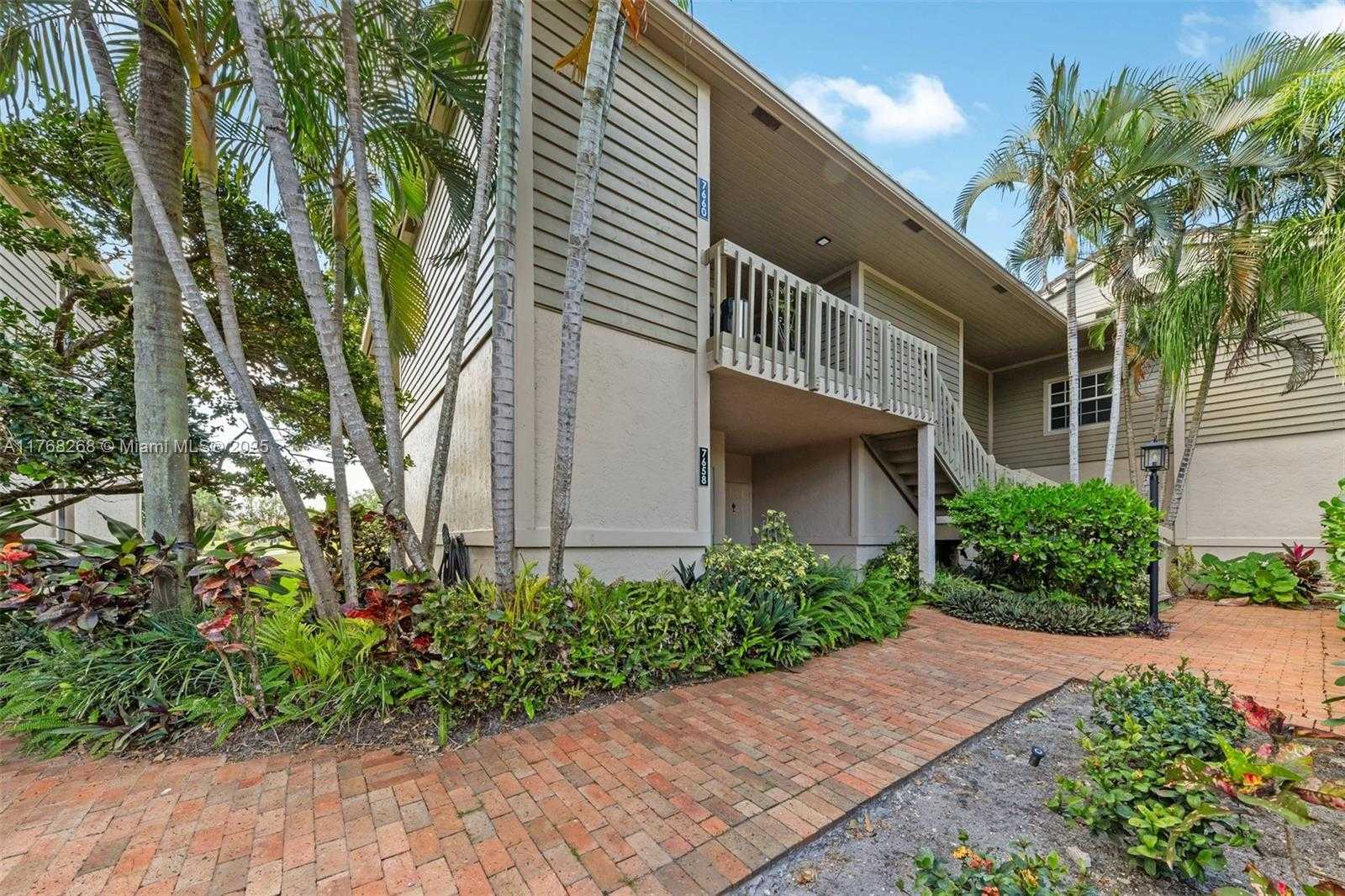 Small Image of 7658 ELMRIDGE DR #17-U, Boca Raton Number 4