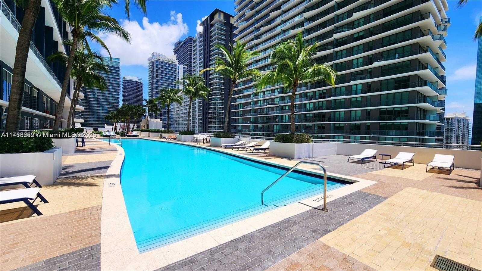 Small Image of 60 SOUTH WEST 13TH ST #1621, Miami Number 3