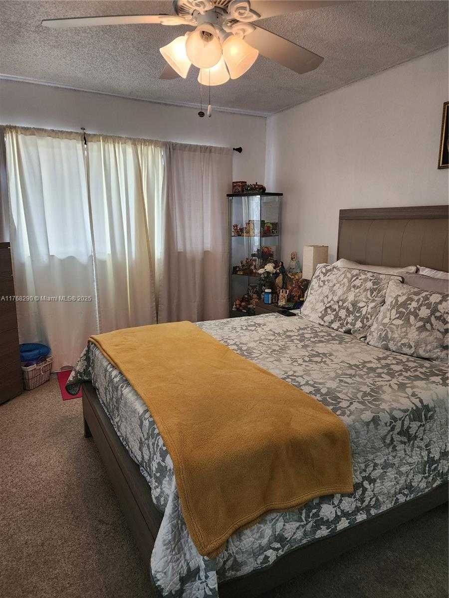 Small Image of 10747 WEST CLAIRMONT CIR #204, Tamarac Number 20
