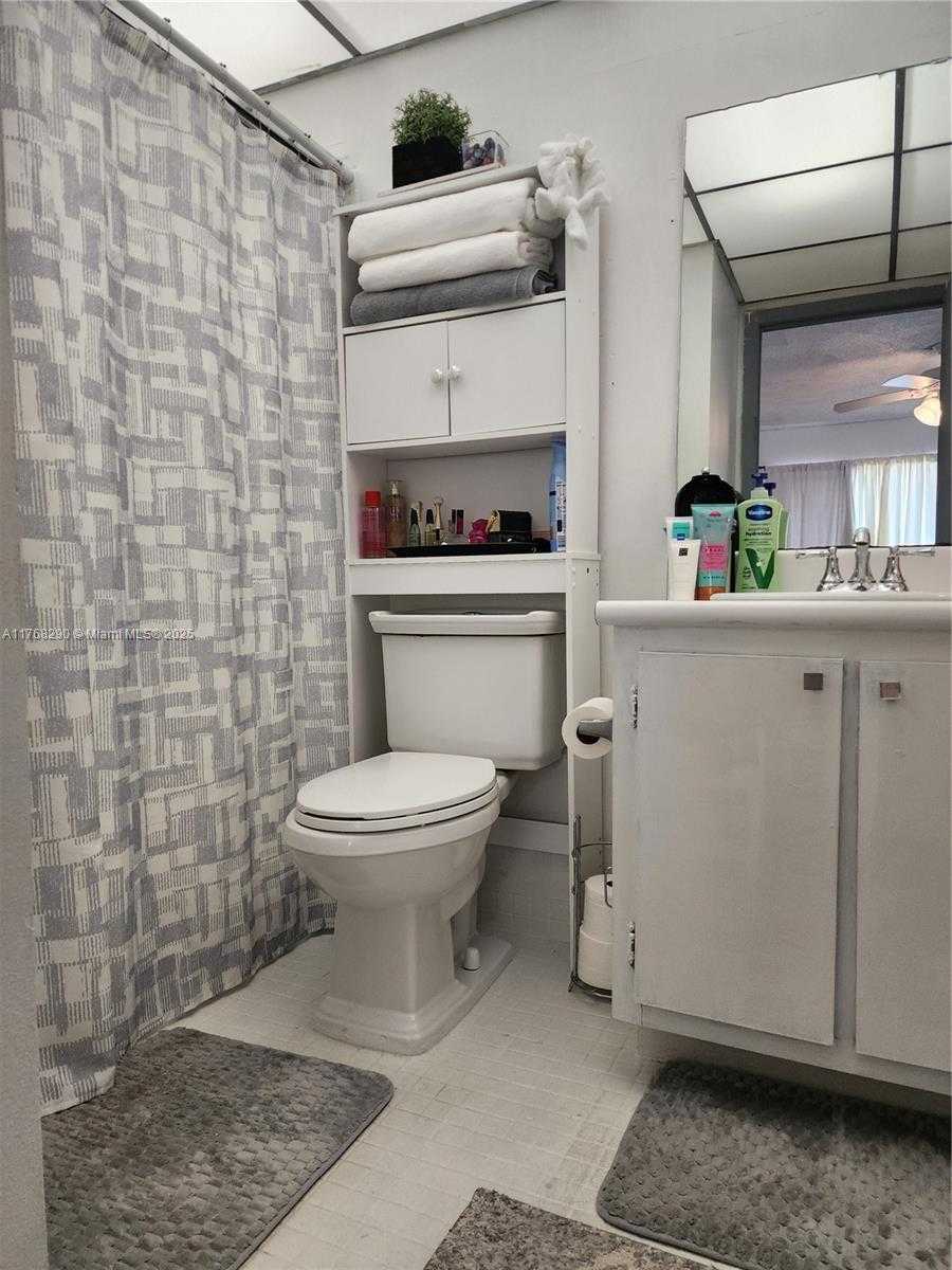 Small Image of 10747 WEST CLAIRMONT CIR #204, Tamarac Number 22