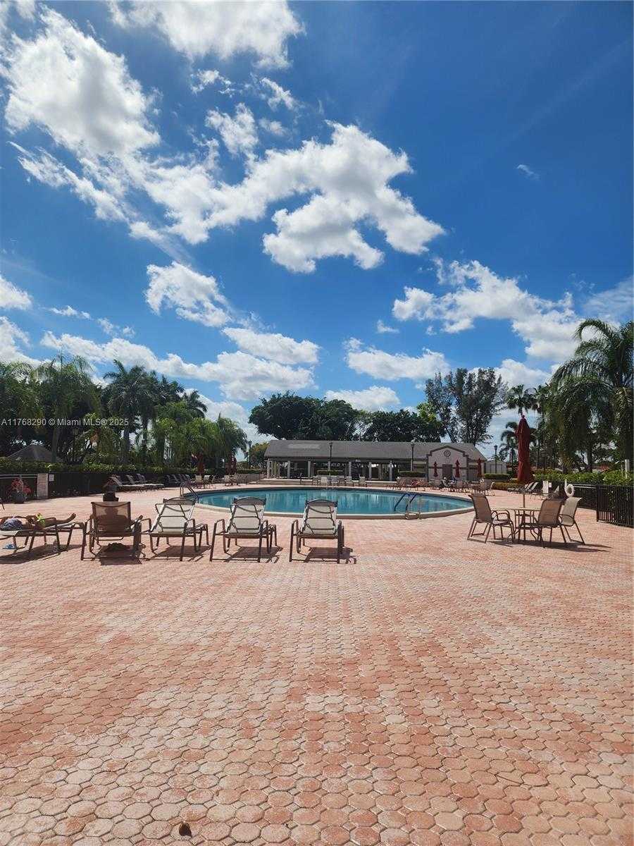 Small Image of 10747 WEST CLAIRMONT CIR #204, Tamarac Number 24