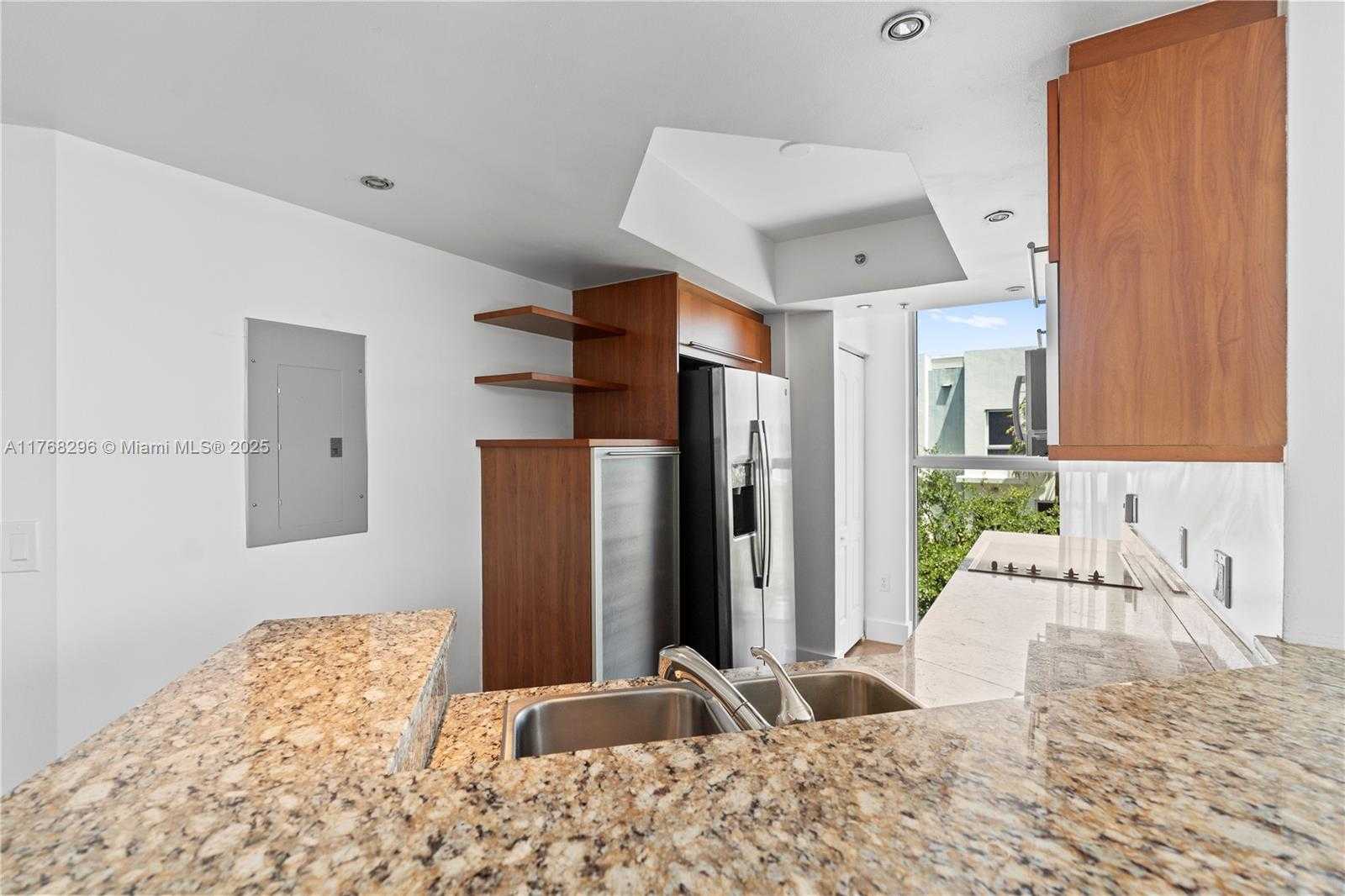 Small Image of 110 WASHINGTON AVE #2307, Miami Beach Number 15