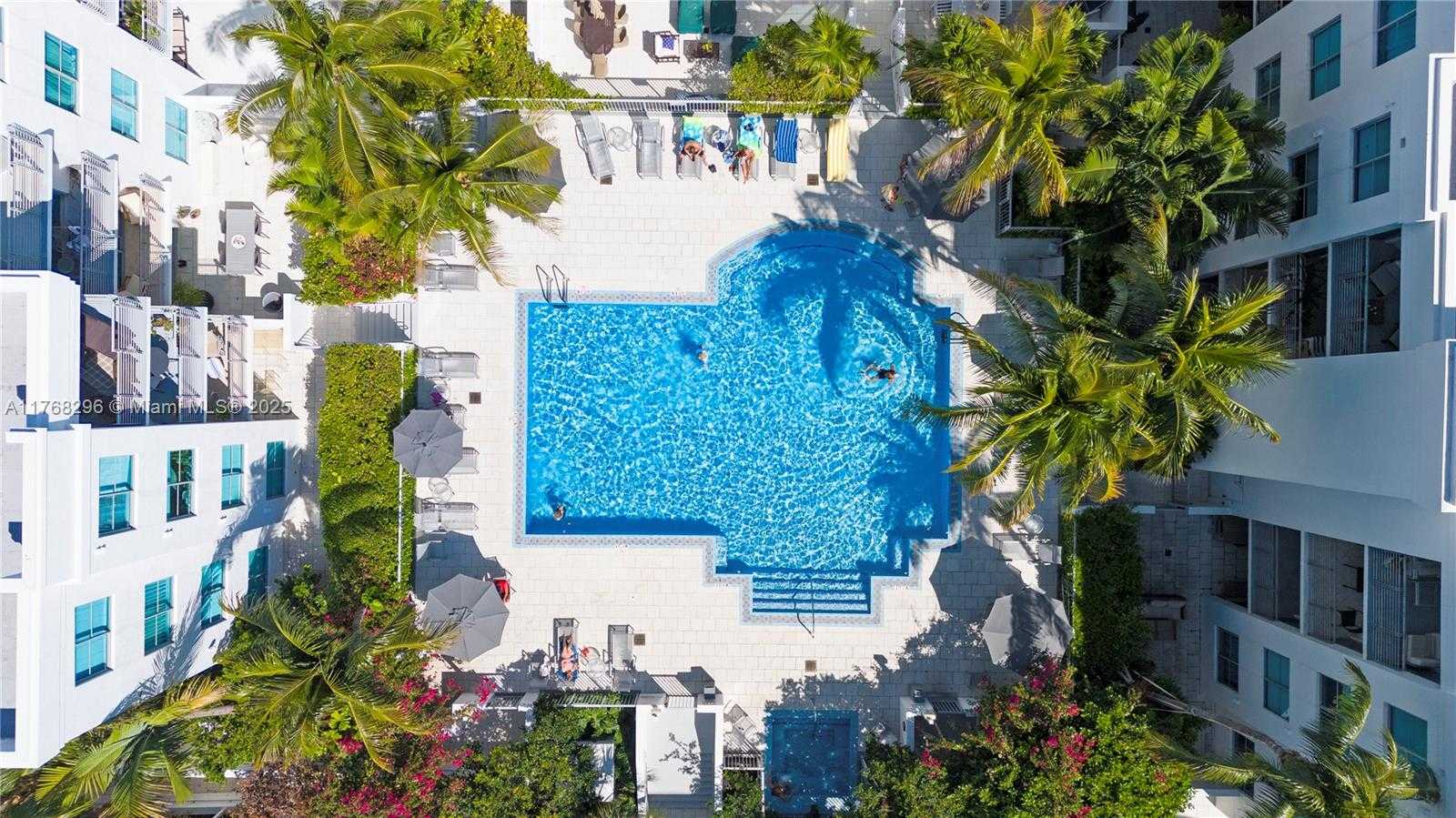 Small Image of 110 WASHINGTON AVE #2307, Miami Beach Number 2