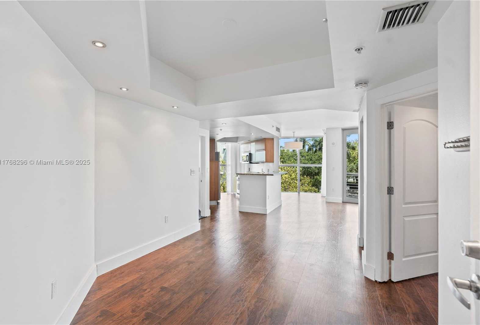 Small Image of 110 WASHINGTON AVE #2307, Miami Beach Number 23
