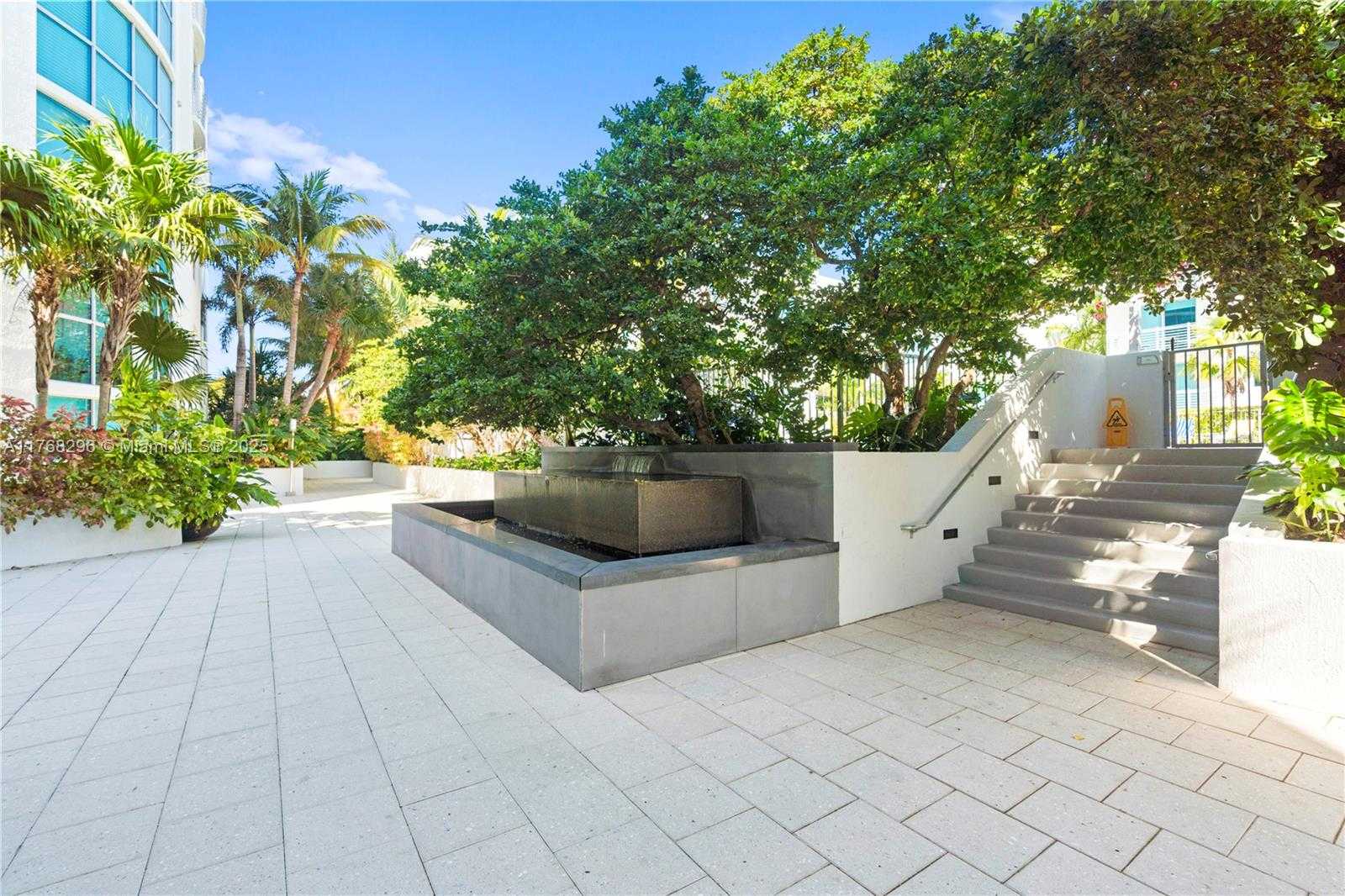 Small Image of 110 WASHINGTON AVE #2307, Miami Beach Number 24