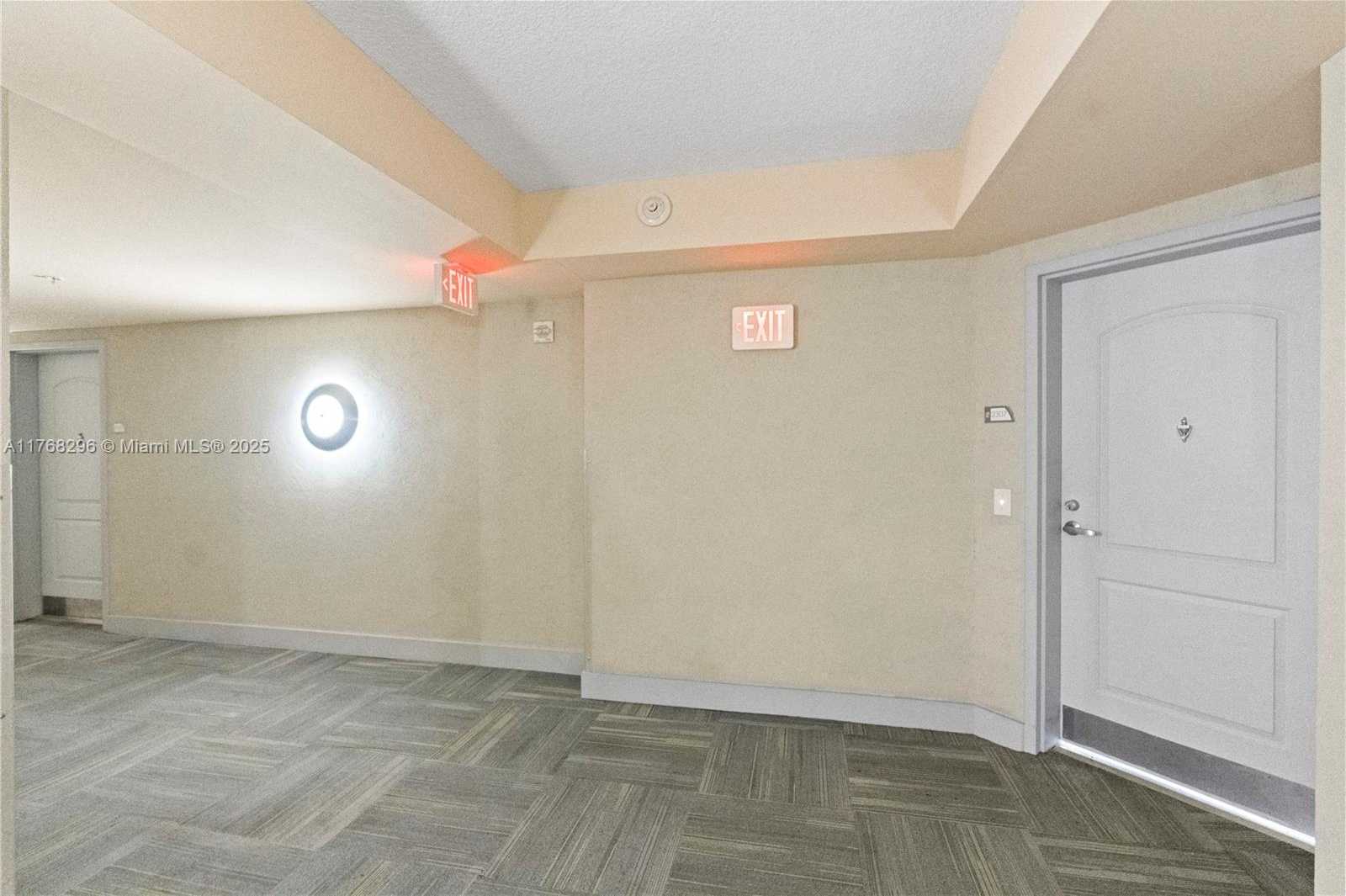 Small Image of 110 WASHINGTON AVE #2307, Miami Beach Number 32