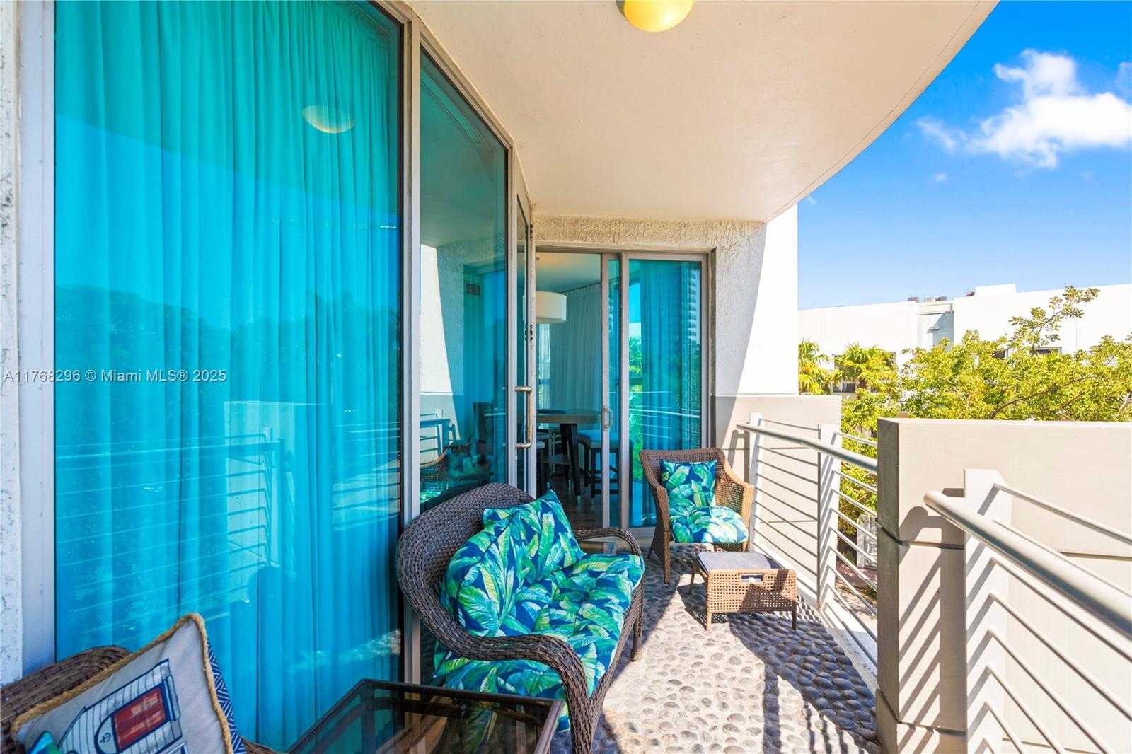 Small Image of 110 WASHINGTON AVE #2307, Miami Beach Number 6