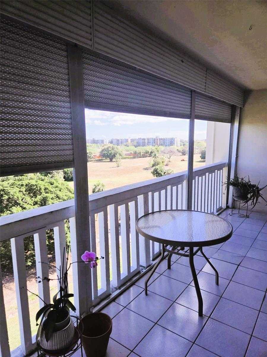 Small Image of 6901 ENVIRON BLVD #7A, Lauderhill Number 3