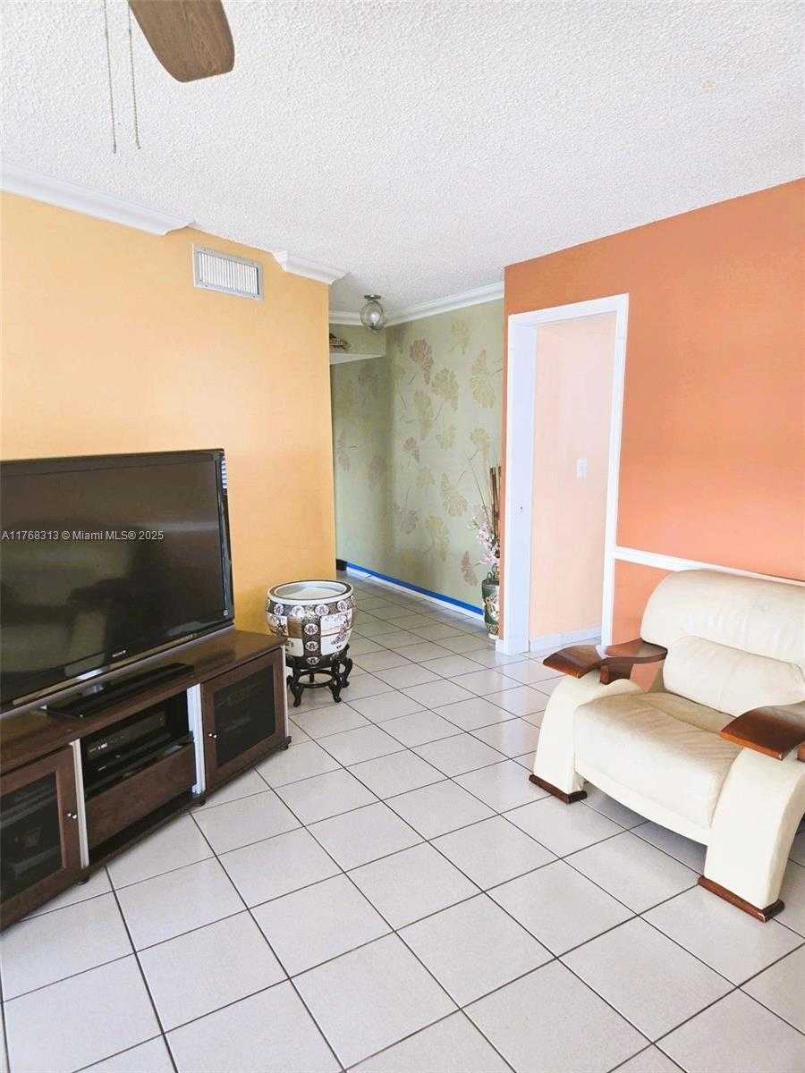 Small Image of 6901 ENVIRON BLVD #7A, Lauderhill Number 4